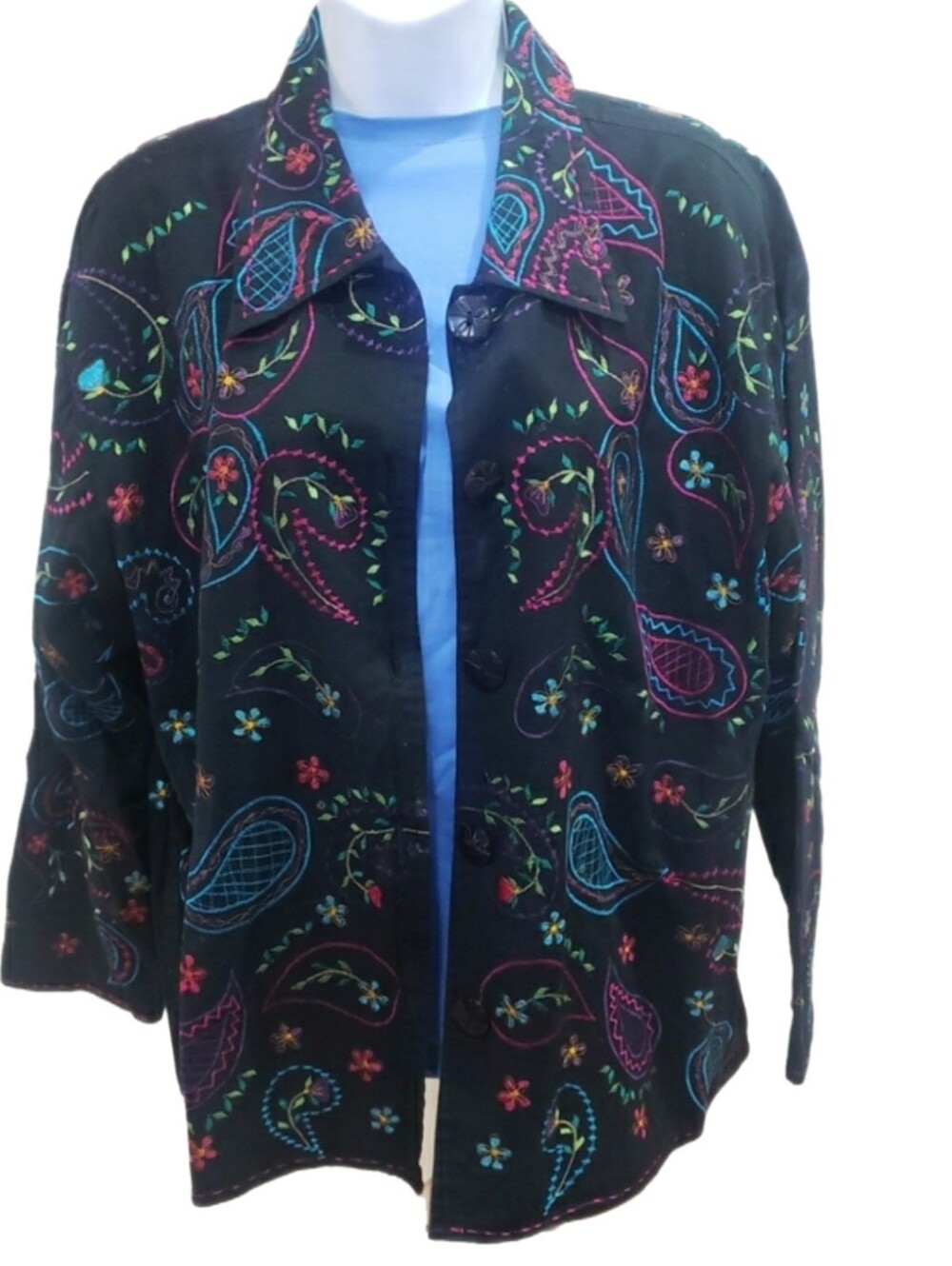 Units Woman Black Embroidered Paisley Button-Up Jacket, 1X